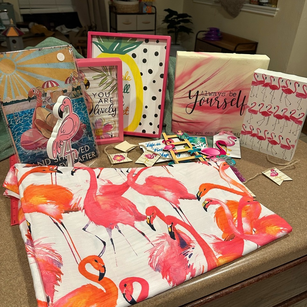 Flamingo Print shower curtain and Decor Set
